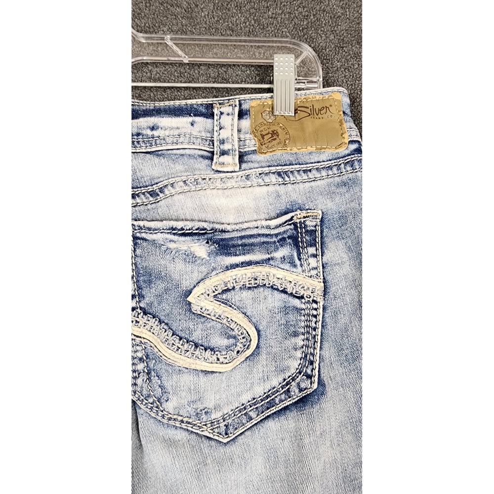 Silver Jeans Co Suki Mid Capri W30 L22.5 Light Wash Distressed Super Stretch - Picture 6 of 14